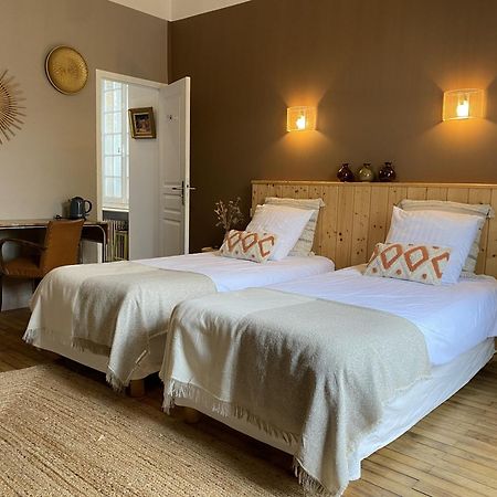 เลอ 14 แซ็งมิเชล Bed & Breakfast โฌสแล็ง ภายนอก รูปภาพ