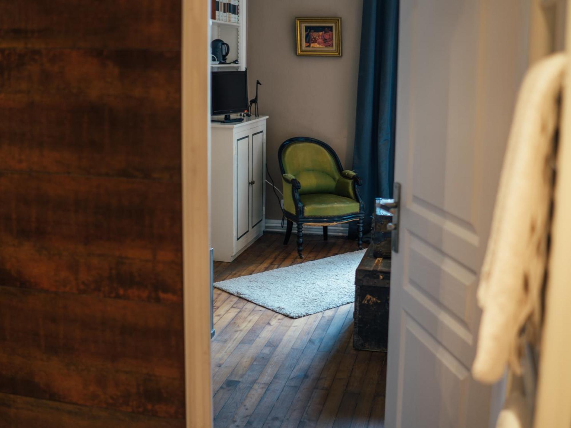 เลอ 14 แซ็งมิเชล Bed & Breakfast โฌสแล็ง ห้อง รูปภาพ