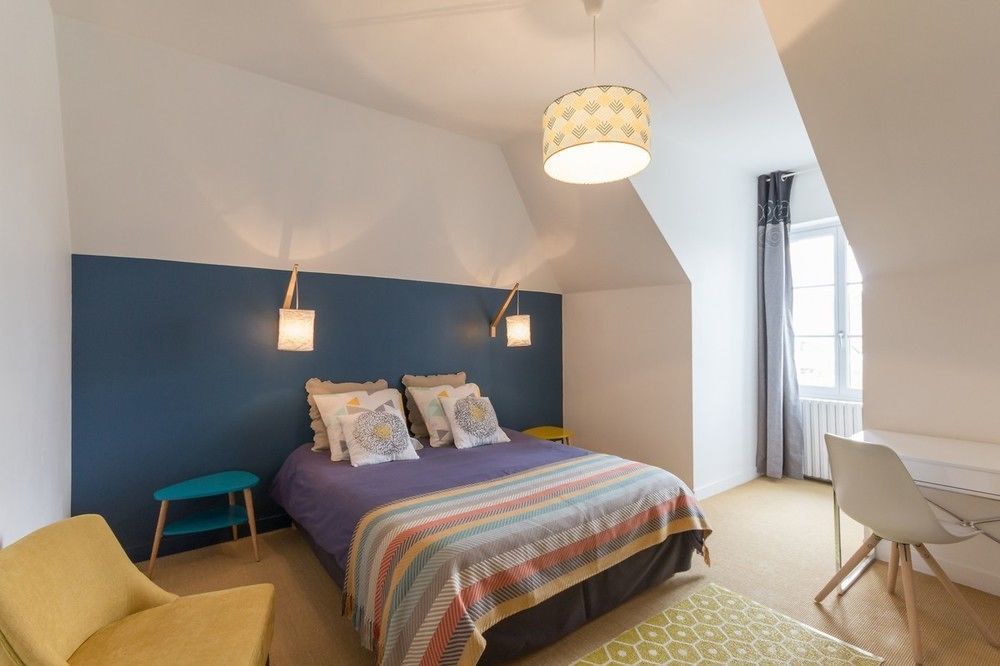 เลอ 14 แซ็งมิเชล Bed & Breakfast โฌสแล็ง ภายนอก รูปภาพ