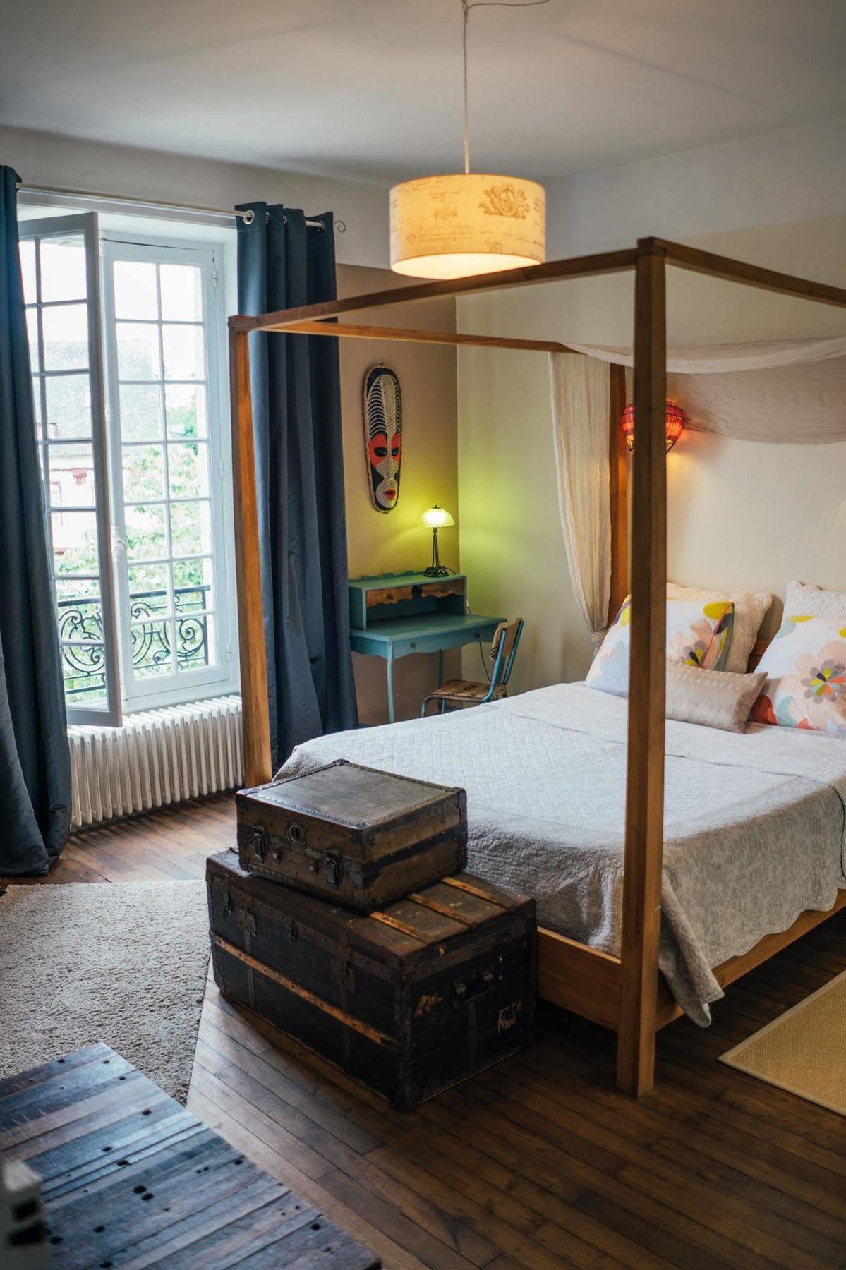เลอ 14 แซ็งมิเชล Bed & Breakfast โฌสแล็ง ภายนอก รูปภาพ