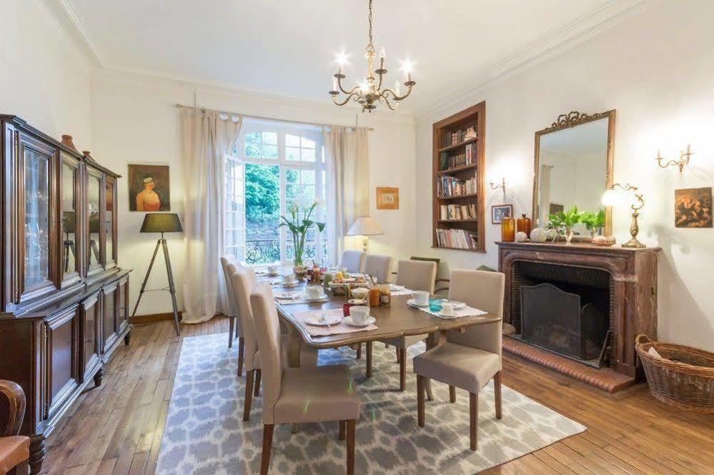 เลอ 14 แซ็งมิเชล Bed & Breakfast โฌสแล็ง ภายนอก รูปภาพ